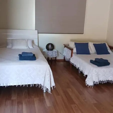 Extremely Comfy With Spacious Private Terrace 10min Walk To The & In Town * Larnaca