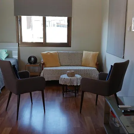 Дом отдыха Extremely Comfy With Spacious Private Terrace 10min Walk To The & In Town